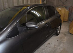 ヴィッツ側面修理